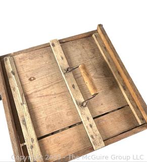 Humpty-Dumpty Egg Carrier.  Capacity of 48<br>

<br><br>

Removal Options:<br><br> Sat (Nov 8) & Sun (Nov 9) 11-3pm, 56 Scotch Hill Rd., Cambridge NY 12816<br><br>

Sat (Nov 15) 12-2pm, TMG Warehouse, 2800 Juniper St., Fairfax, VA 22031<br><br>

Request Shipping (david@themcguiregroupllc.com)