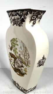 Porcelain Spode Woodland Snowshoe Rabbit Vase.  11" tall