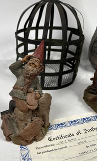 Decorative Item Including Wooden Spools
