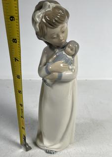 Nao By Lladro Figurine