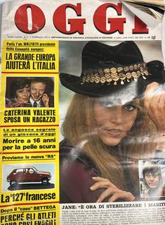 Italian 1972 OGGI Magazine with Cover Featuring Jane Fonda.