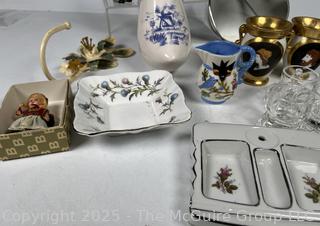 Group of Porcelain Decorative Items
