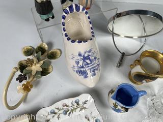 Group of Porcelain Decorative Items
