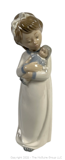 Nao By Lladro Figurine