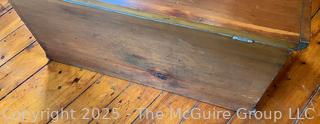 Blanket Chest<br><br>House

<br><br>

Removal: Sat (Nov 8) & Sun (Nov 9) 11-3pm, 56 Scotch Hill Rd., Cambridge NY 12816 