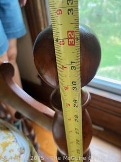 Spindle Back Single Bed Frame<br><br>House

<br><br>

Removal: Sat (Nov 8) & Sun (Nov 9) 11-3pm, 56 Scotch Hill Rd., Cambridge NY 12816<br><br>


  