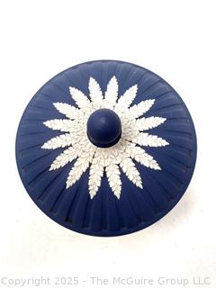 Wedgewood Blue Jasperware Round Box w Lid Trinket Powder Vanity Decor Dish Bowl<br><br>Wendy Dan Hermione

<br><br>

Removal Options:<br><br> Sat (Nov 8) & Sun (Nov 9) 11-3pm, 56 Scotch Hill Rd., Cambridge NY 12816<br><br>

Sat (Nov 15) 12-2pm, TMG Warehouse, 2800 Juniper St., Fairfax, VA 22031<br><br>

Request Shipping (david@themcguiregroupllc.com)