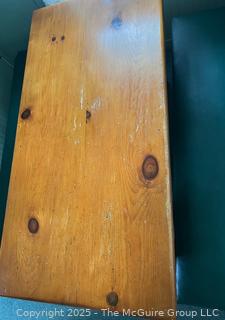 Knotty Wood table w/ P Padded Bench Seats <br><br>House

<br><br>

Removal Options:<br><br> Sat (Nov 8) & Sun (Nov 9) 11-3pm, 56 Scotch Hill Rd., Cambridge NY 12816<br><br>

Sat (Nov 15) 12-2pm, TMG Warehouse, 2800 Juniper St., Fairfax, VA 22031<br><br>

Request Shipping (david@themcguiregroupllc.com)
