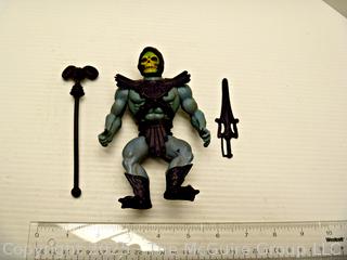 Vintage Toys: Masters of the Universe (MOTU): Skeletor Action Figure and Weapons