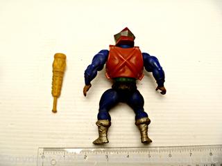 Vintage Toys: Masters of the Universe (MOTU): ROBOTOR Action Figure and Weapons