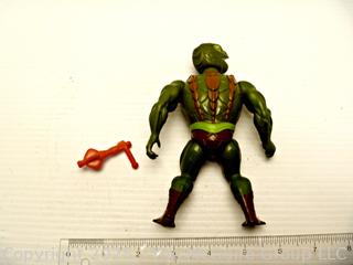Vintage Toys: Masters of the Universe (MOTU): KOBRA KHAN Action Figure and Weapons