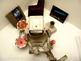 Nintendo NES ROB the Robot with 2 Discs Gyro Spinner & Gyromite Software