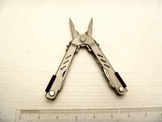 GERBER Multitool with Belt Pouch