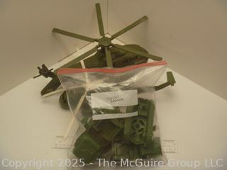 Classic Green Army Men and Vehicles Toys