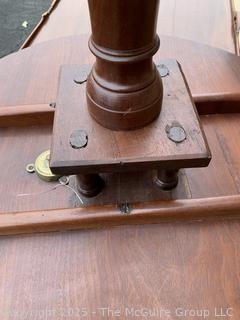 English Queen Anne Tilt Top Mahogany Tea Table on Cabriole Pedestal Base circa 1800   Measures 28"H x 35"W x 28"D