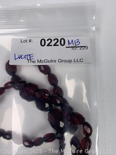 Art Deco Cherry Amber Bakelite Faceted Graduated Beaded Necklace.  