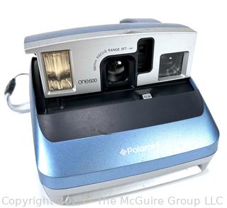 Polaroid One 600 Silver Blue Classic Instant Film Camera