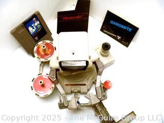 Nintendo NES ROB the Robot with 2 Discs Gyro Spinner & Gyromite Software