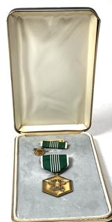 U.S. Army Commendation Medal With Lapel Pin And Ribbon Bar. In Original Case.