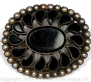 Victorian 18KT Gold with Onyx and Pearls Mourning Brooch