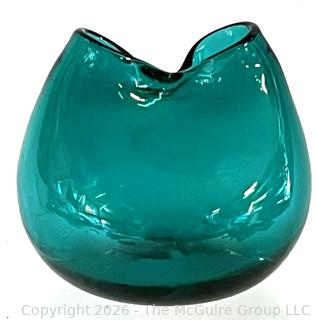 Green Blenko Pinch Art Glass Vase.  4" tall.