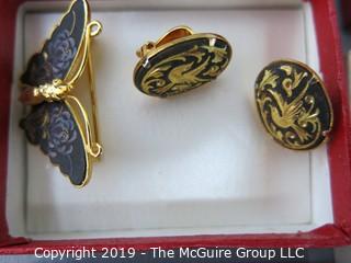 Jewelry: lot 217 7 boxes with asst pins, necklace, etc.   