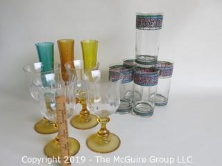 Housewares: Assorted glassware