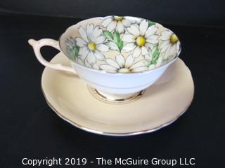 Housewares: Collectable: Tea Cup and Saucer: English Fine Bone China