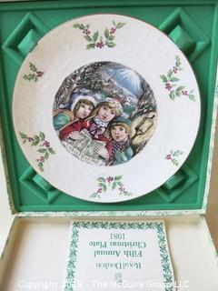 Collectable: 1981 Royal Doulton Christmas Plate in Original Packaging 