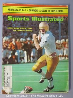 Collectable: Magazine: Sports: 1971 Sports Illustrated featuring Joe Theismann at Notre Dame 