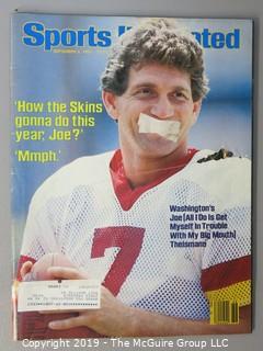 Collectable: Magazine: Sports: 1984 Sports Illustrated featuring Joe Theismann