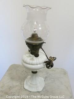 Collectibles: Kerosene lamp: Electrified: Milk Glass Base and clear globe 