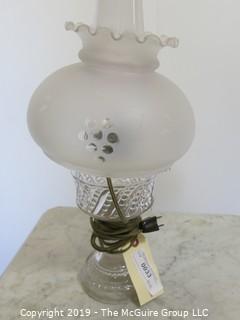 Collectibles: Kerosene lamp: Electrified: Glass Electric Table Lamp Frosted Globe with frills 