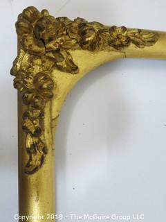 Collectible: Household: Furniture: 18 1/2 x 26 1/2 Gilt Frame with Corner Adornments (note some damage)