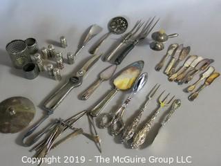 Collectibles: Household: Kitchen: Assorted Patterns of Silver Plated Flatware Accessories