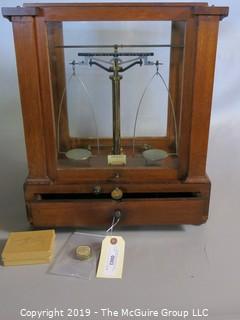 Collectibles: Scientific: Vintage Jewelers Scale; Voland & Sons, New Rochelle, NY with micro-weights