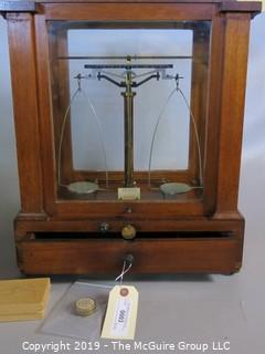 Collectibles: Scientific: Vintage Jewelers Scale; Voland & Sons, New Rochelle, NY with micro-weights