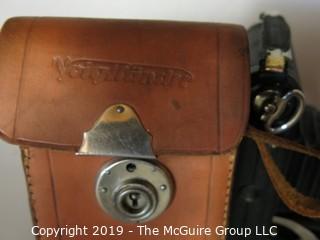 Collectible: Antique: Cameras: Eastman Kodak "Compur" Voigtlander with leather case