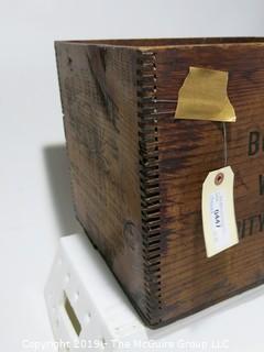 Advertising: Wood Crate: VTG: (refer to photos for condition): BOB WHITE WHISKEY