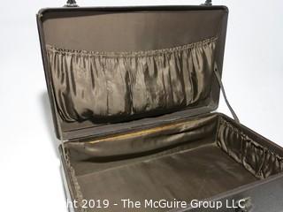 Personal Item: Valise: M-C Men's mid-size Suitcase