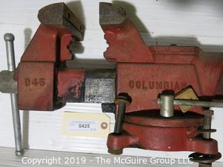 Tools: HEAVY: Large Bench Vise - Columbia D45 - Cleveland OH