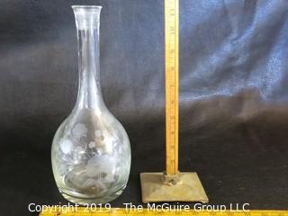 Glass: Decanter: Bulbous: Etched Flower Pattern