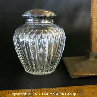 Vanity Glass w/ Silver lid