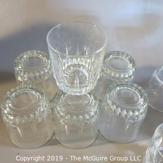 French Arcoroc Patterned Glassware x14