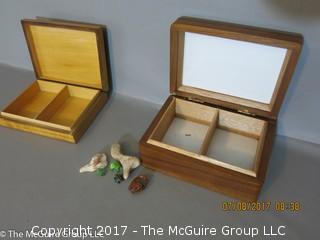 Collection including (2) jewelry boxes and (8) pair of men's cufflinks, including SWANK