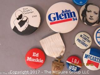 Collection including press badges to the 1968 Democratic Convention as well as political pins 