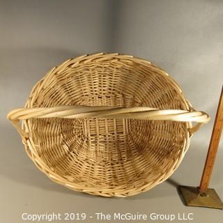 Collectible: Basket: Coil 'blonde'