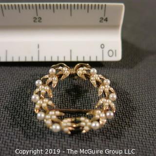 Jewelry:  Vintage 14K seed pearl Circle/Wreath pin/pendant.  (incomplete); 3.9 grams total weight; (TMG 771)