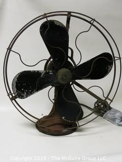 Collectible: Antique: "Graybar" Brad Early Electric Fan.   Works on initial plug-in.