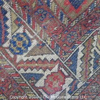 Collectible: Antique: Textile: Oriental Rug: Large 52x77"